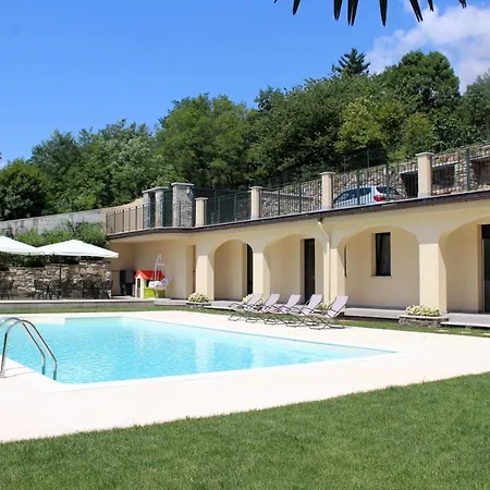 Oleandro 2 In Cerutti * Mergozzo
