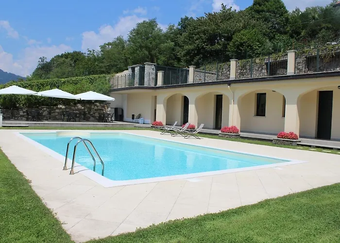 Oleandro 2 In Cerutti * Mergozzo